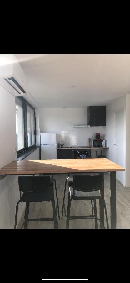 דירות Immeuble Renove Au Centre D'Auch. מראה חיצוני תמונה